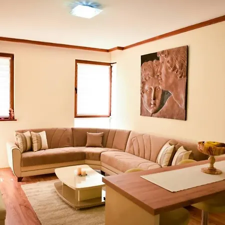 Aphrodite's Appartments *